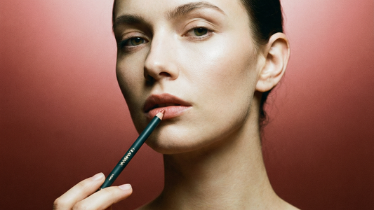 Glow-Up Guide 2026: New Year Gifts for Her with Glambank